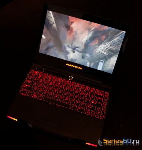 Alienware M11x самый маленький игровой ноутбук или геймерский нетбук 