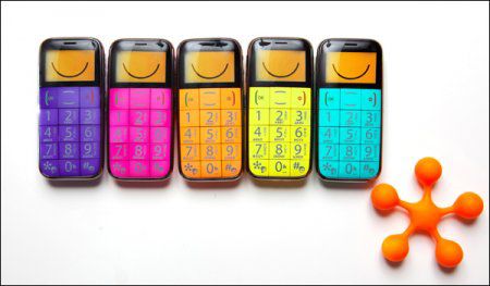 Just5 Space и Just5 BestInSpace: телефоны цвета фруктов, неба и южного заката