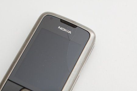 Замена стекла Nokia 8800 в фотографиях